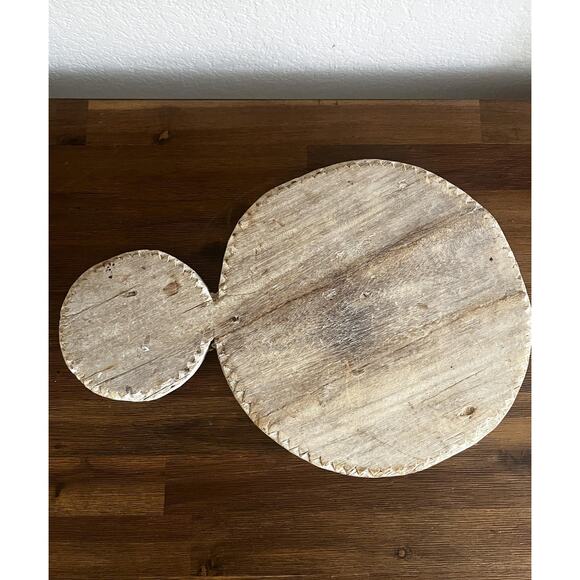 Vintage Chapati Board Bleached Wood Riser With Carved Detail - Picture 1 of 7